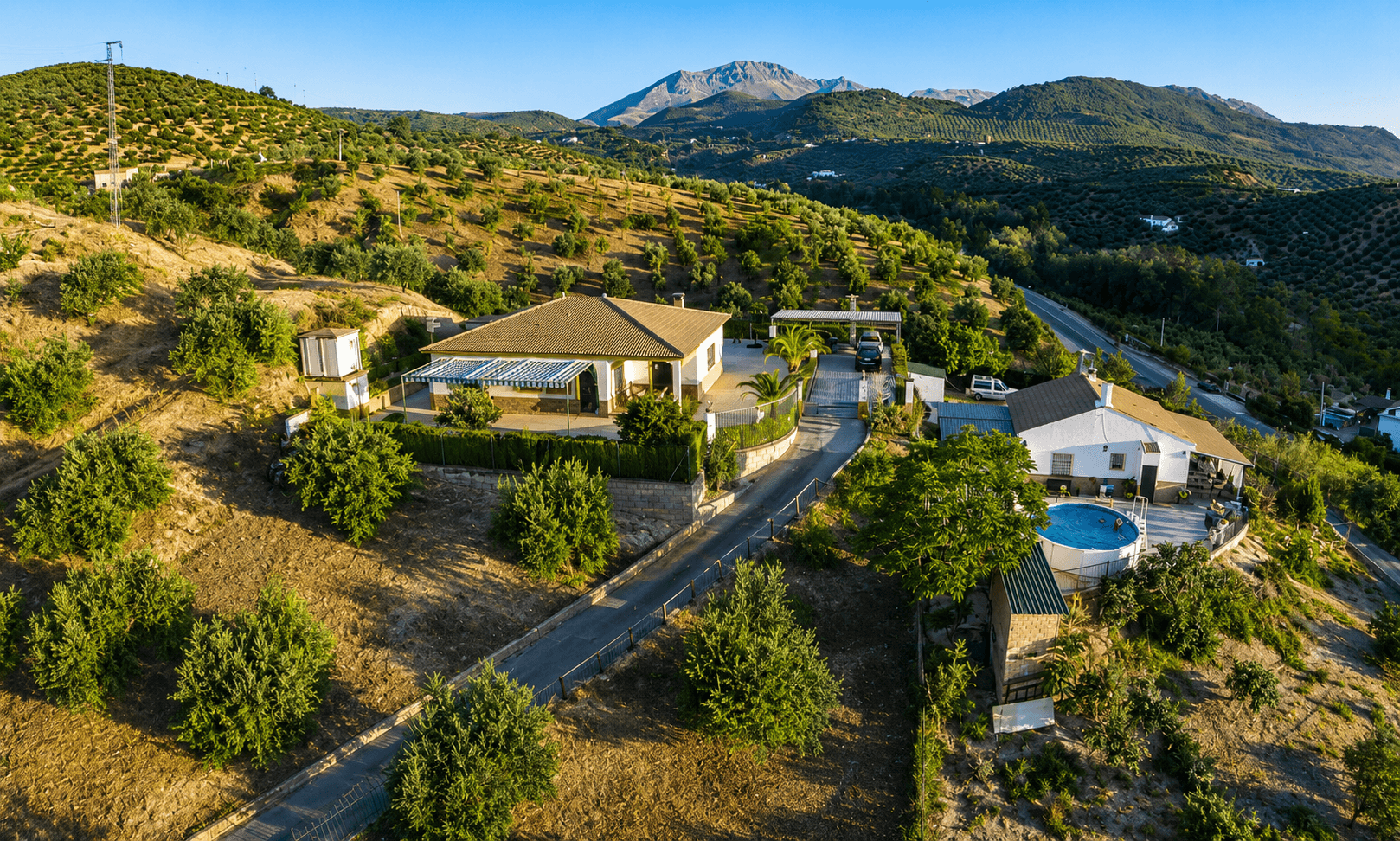 Casa con exteriores y vistas en Priego de Cordoba